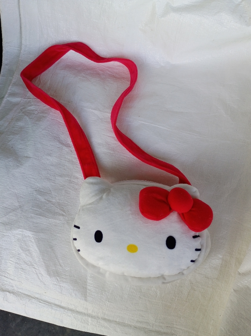 Hello Kitty Crossbody Bag